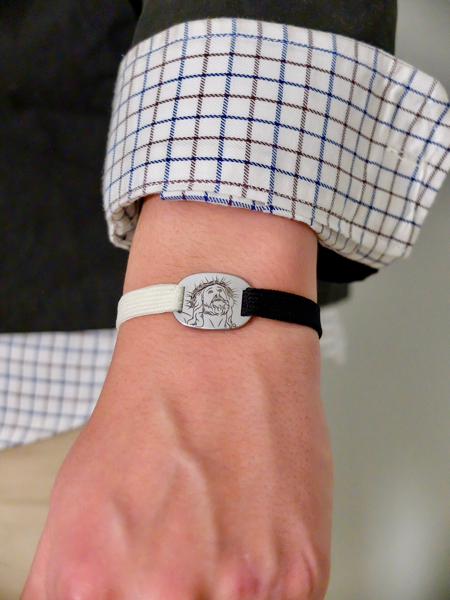 Pulsera Jesús de la Expiración (Cachorro)